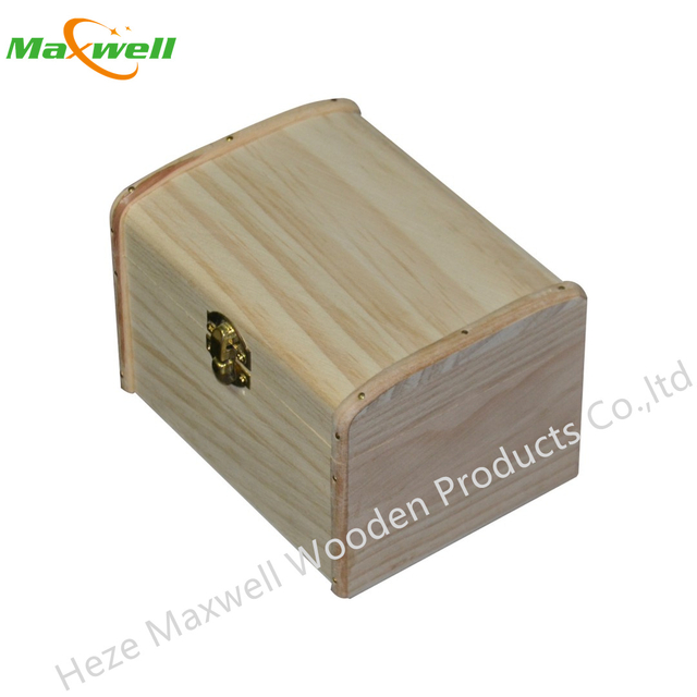 BOX MED CHEST NAIL HEADS