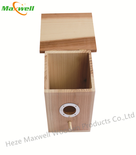WOOD BIRDHOUSE-LARGE