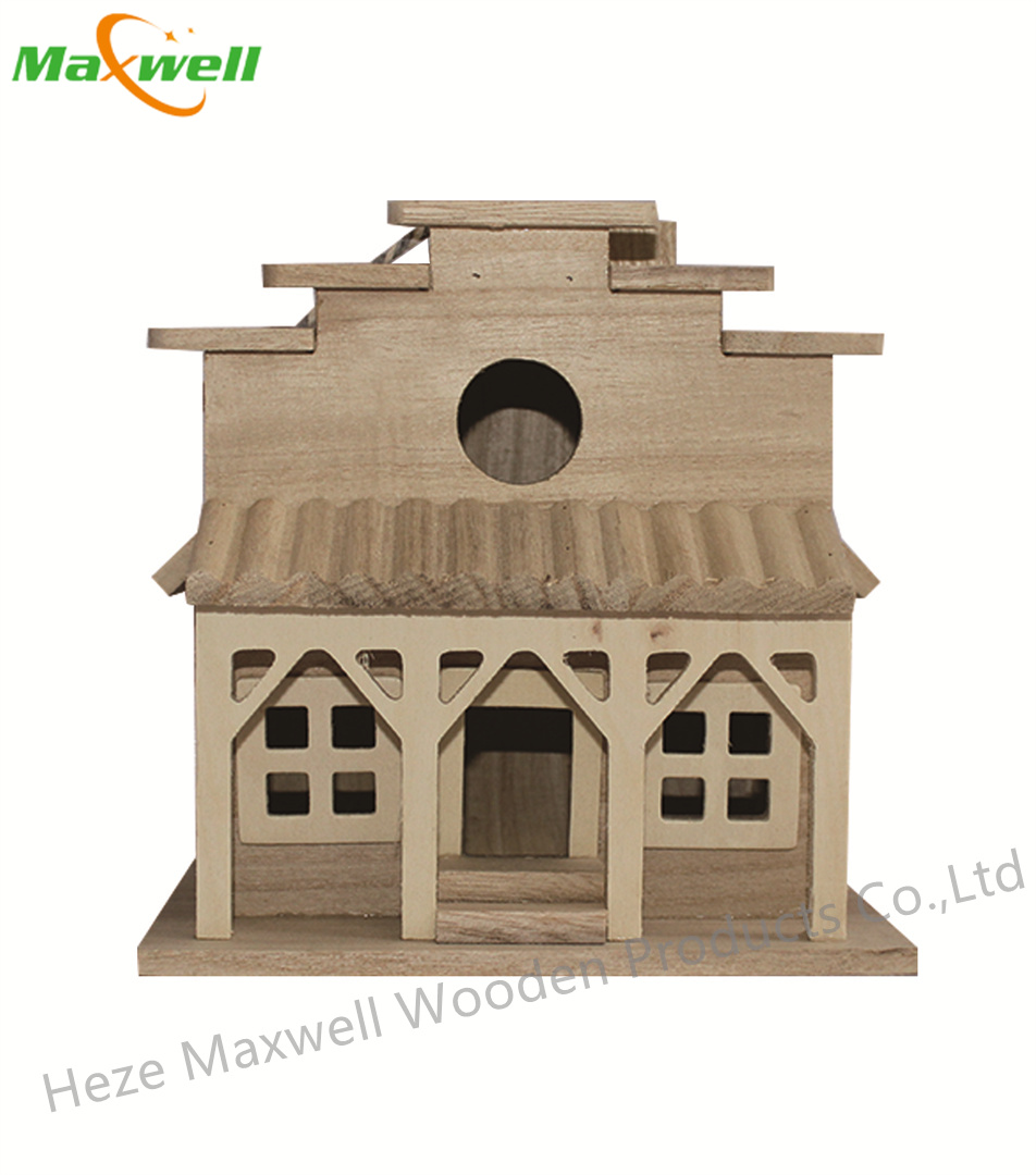 LH8432 wood birdhouse
