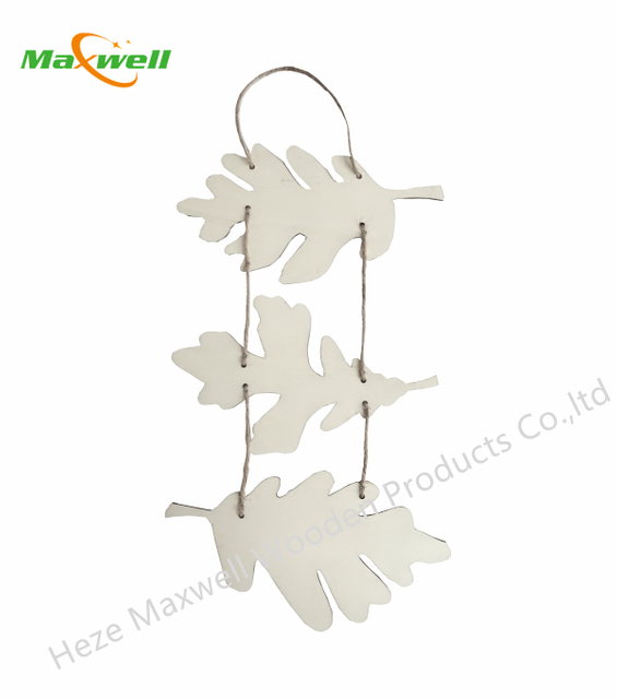 FALL WOOD HANGING 3 LEAVES