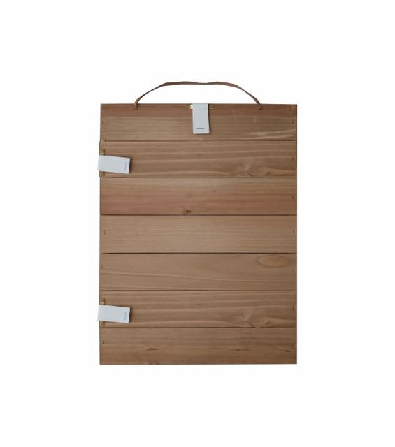 SIGN-FRAMED LT WOOD PALLET SM